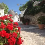 מלון דירות Tipico 4*